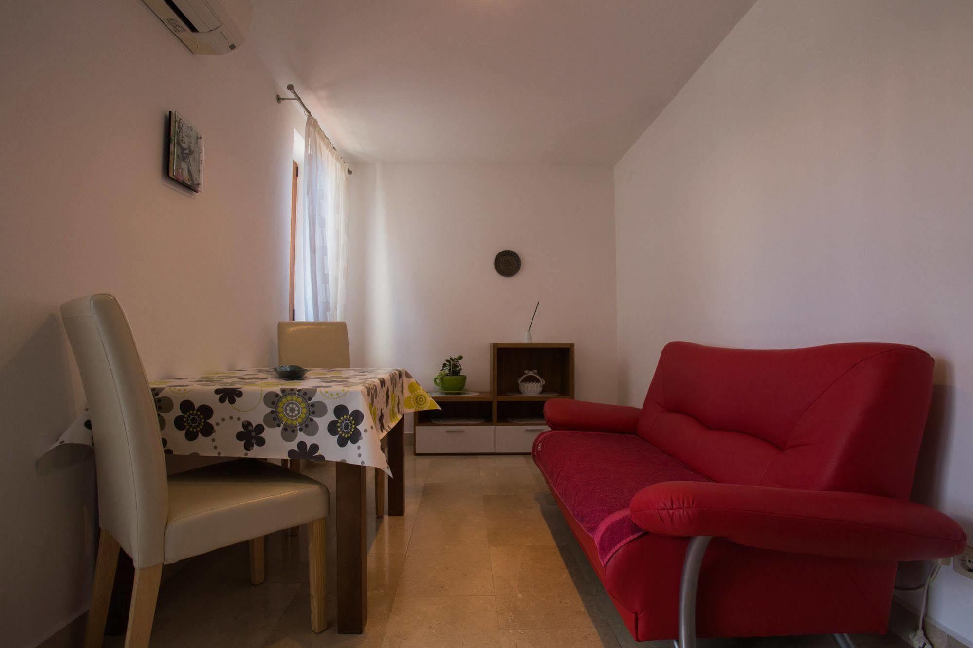Guesthouse Santin Rovinj Exterior foto